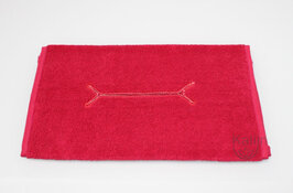 Gastendoek bordeaux met neusuitsparing