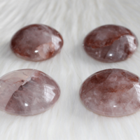 Hematoide kwarts Ø 4 cm ronde steen